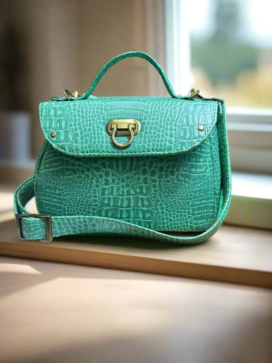 The Mable – Pastel Green Croc-Embossed Vegan Leather Purse