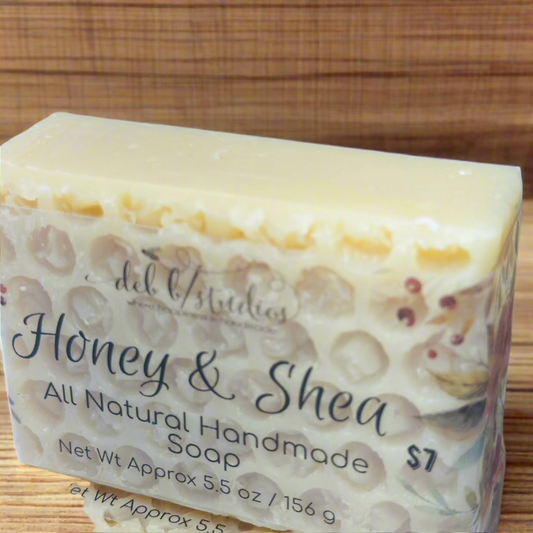 Honey Bee Soap – Sweet, Floral, and Skin-Loving