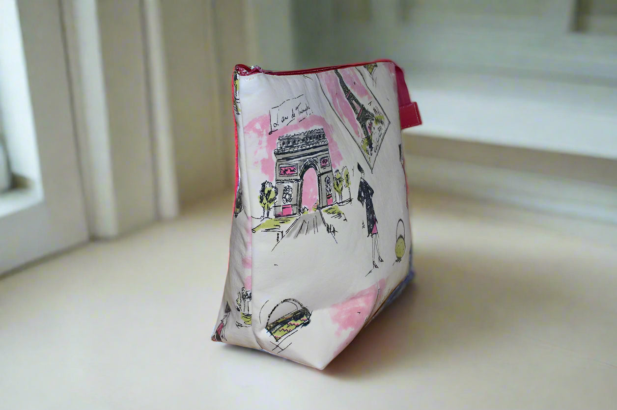 Paris in Pink II Cosmetic Bag – Chic Canvas Bag with Parisian Flair